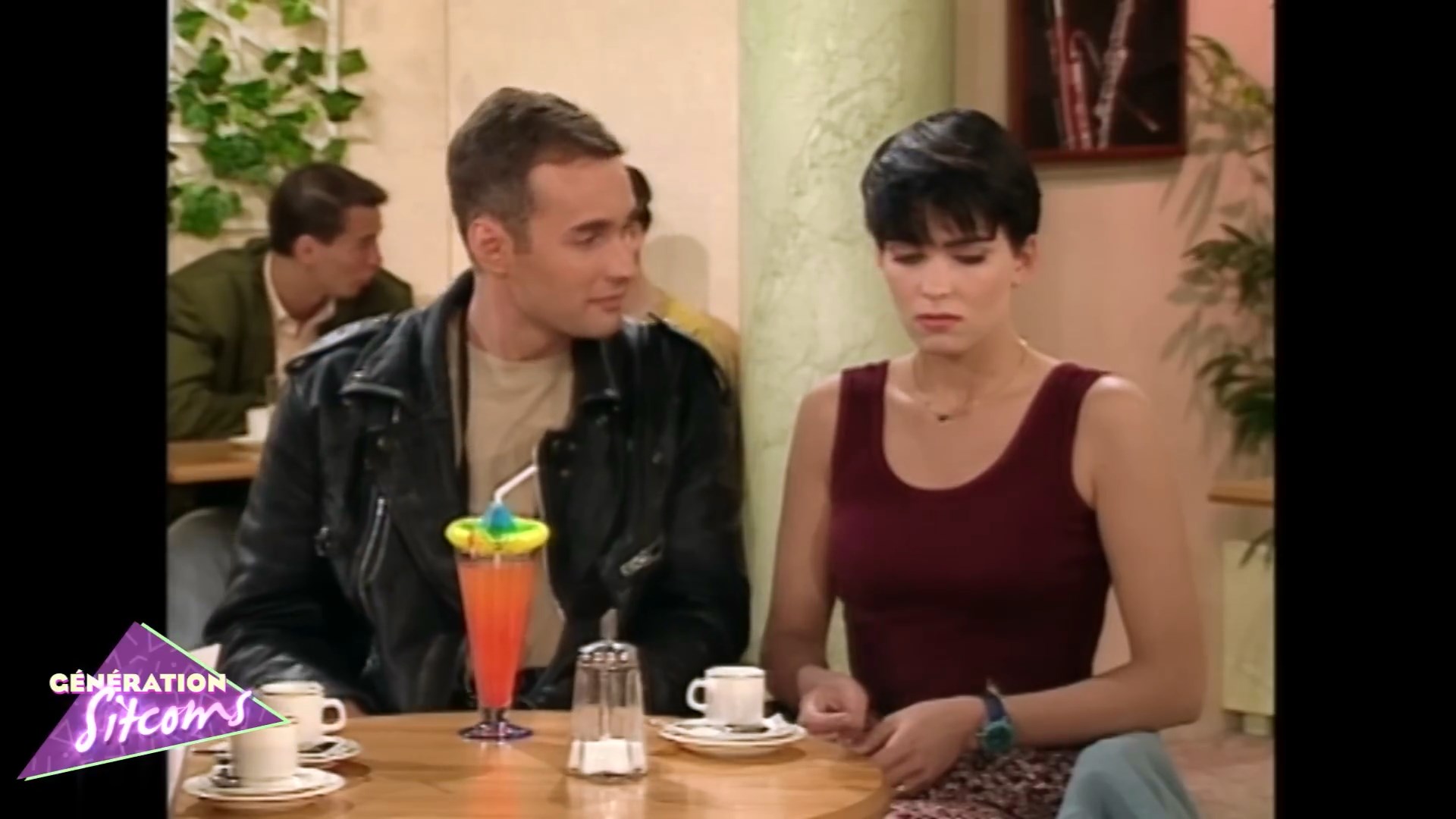 https://ibb.org.ru/images/2024/10/12/Helene-et-les-garcons---Episode-19---Photo-star.mp4_snapshot_19.21.065.jpg