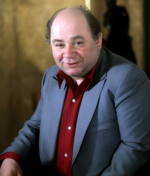AKTER-EVGENII-LEONOV.-C.jpg